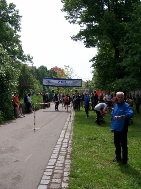Lauf durch den Volkspark Friedrichshain-30.05.2010